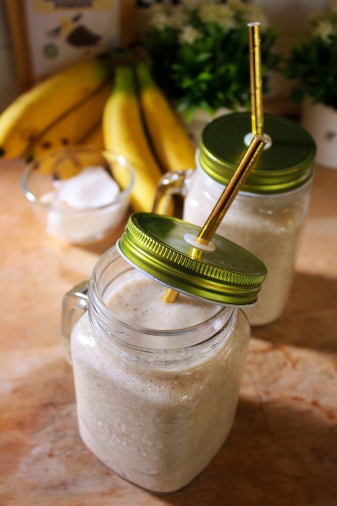 Vegan & Paleo Coconut Smoothie Recipe
