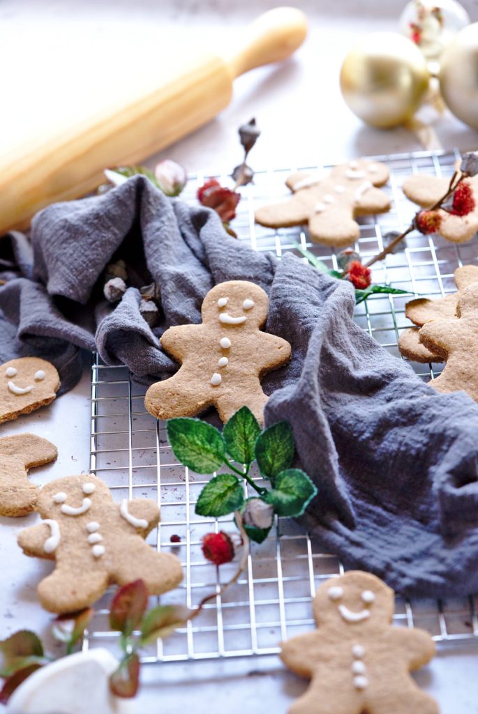 Healthy Paleo Gingerbread Cookie Recipe for Christmas